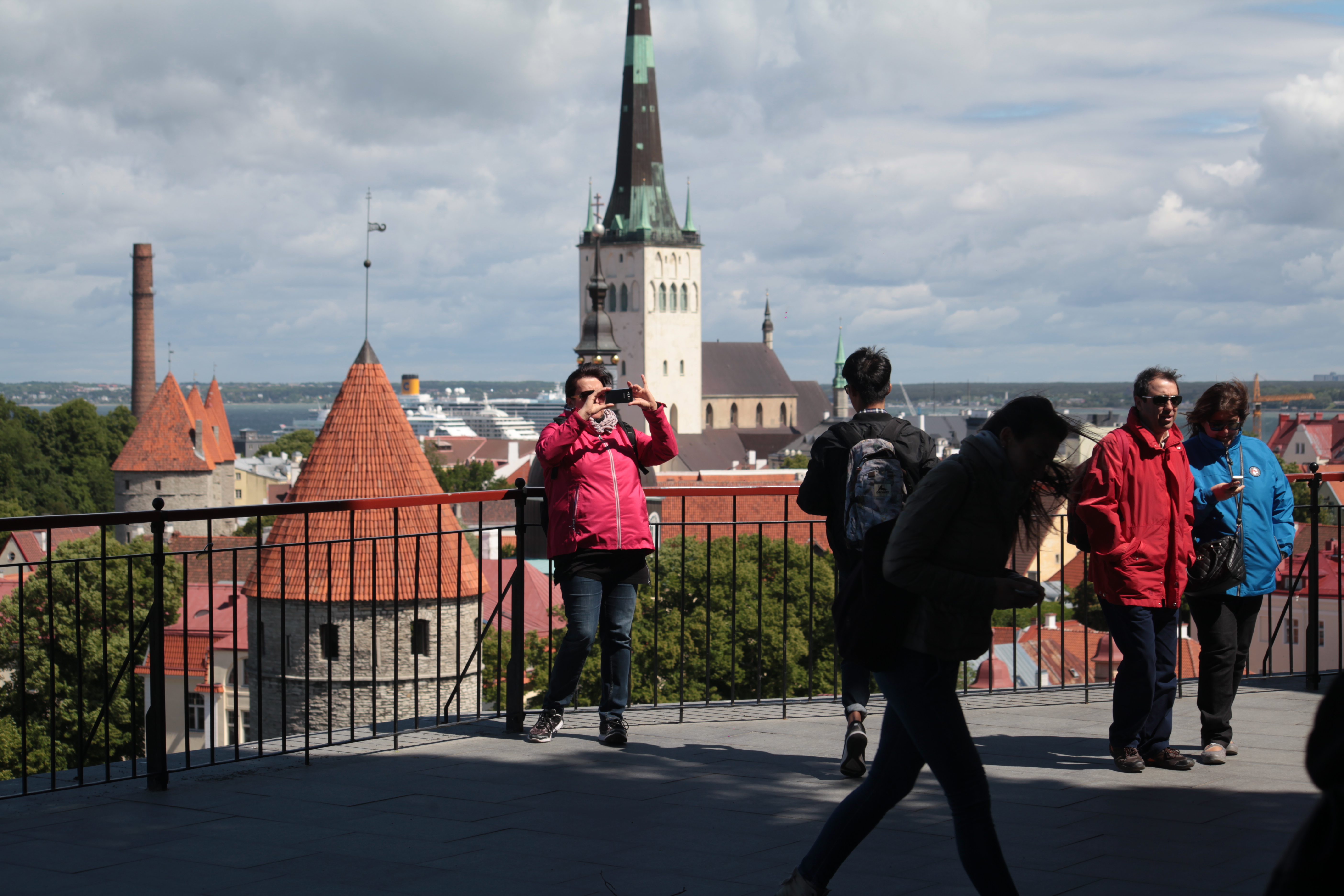 The Real Cost of Overtourism Nobody Talks About (Image Credits: By Sillerkiil, CC BY-SA 4.0, https://commons.wikimedia.org/w/index.php?curid=98965866)