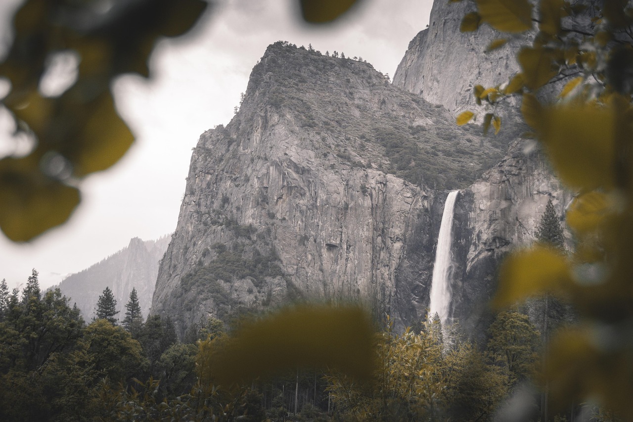 Yosemite National Park, United States (Image Credits: Pixabay)