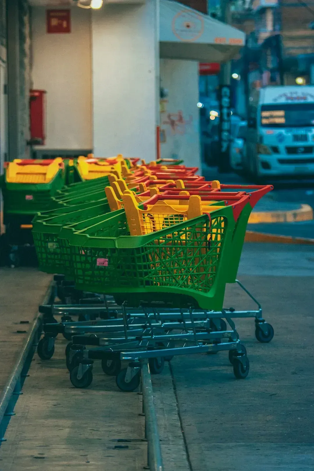 Paying Premium Prices for Grocery Delivery Services (Image Credits: Unsplash)
