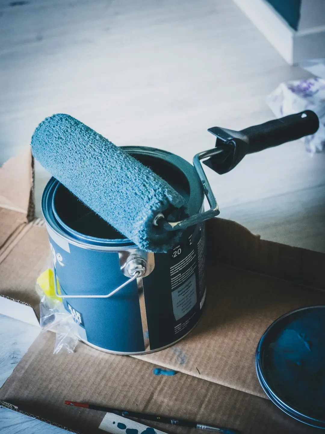 4. Paint and Paint Thinner (Image Credits: Unsplash)