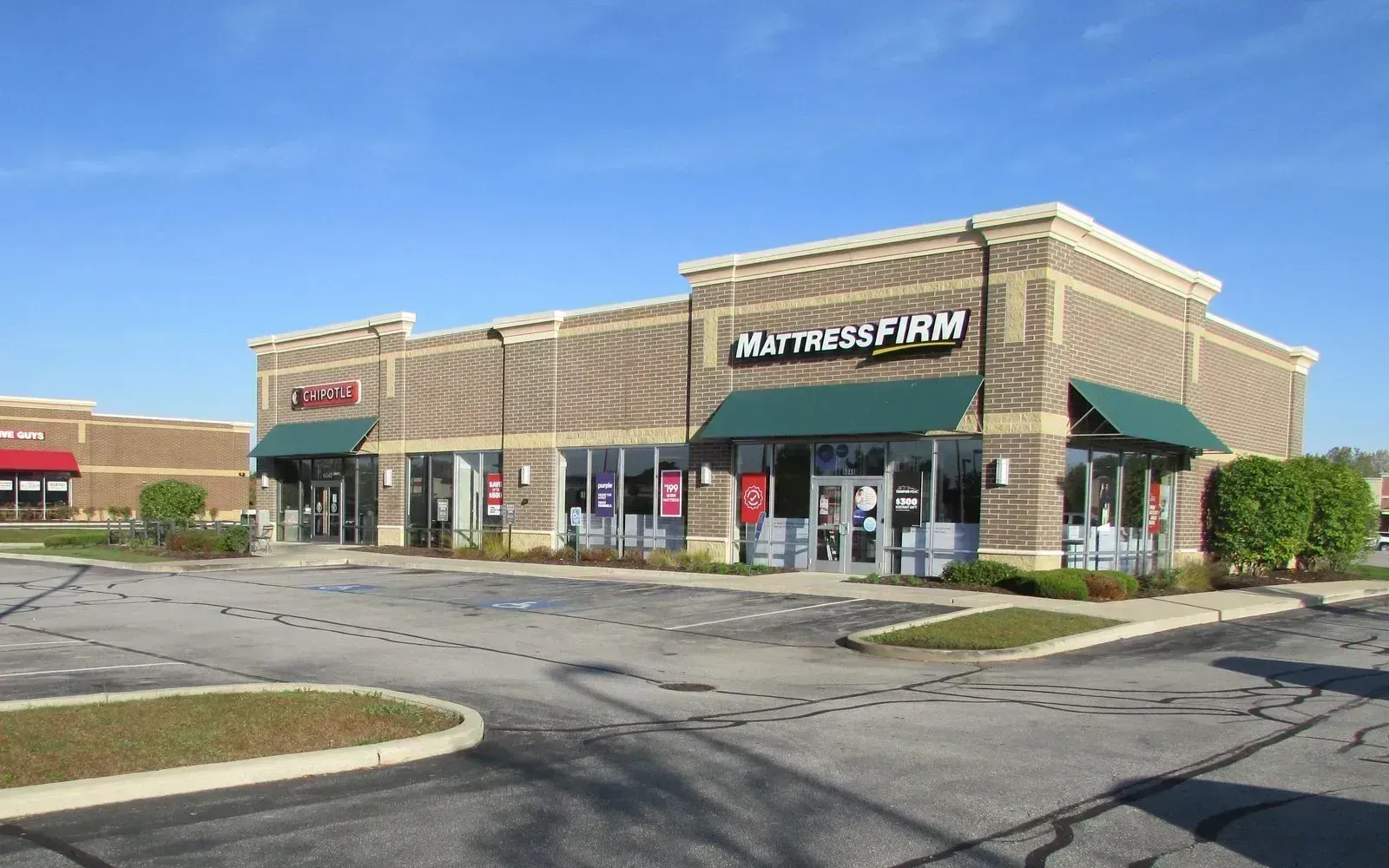 Chipotle: Assembly Line Fresh Prep (Image Credits: Unsplash)