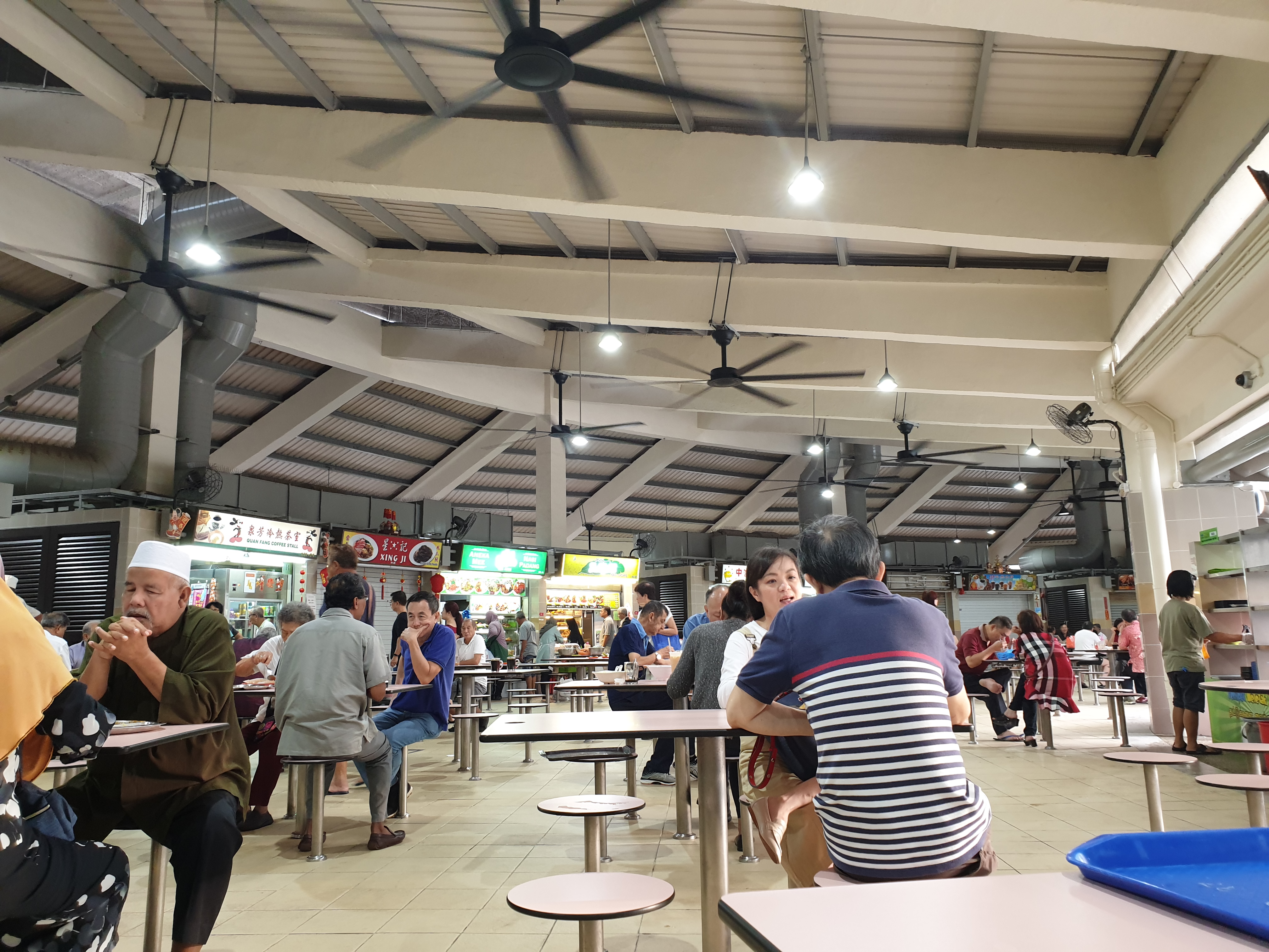 Singapore: Where Hawker Centers Rule (image credits: wikimedia)