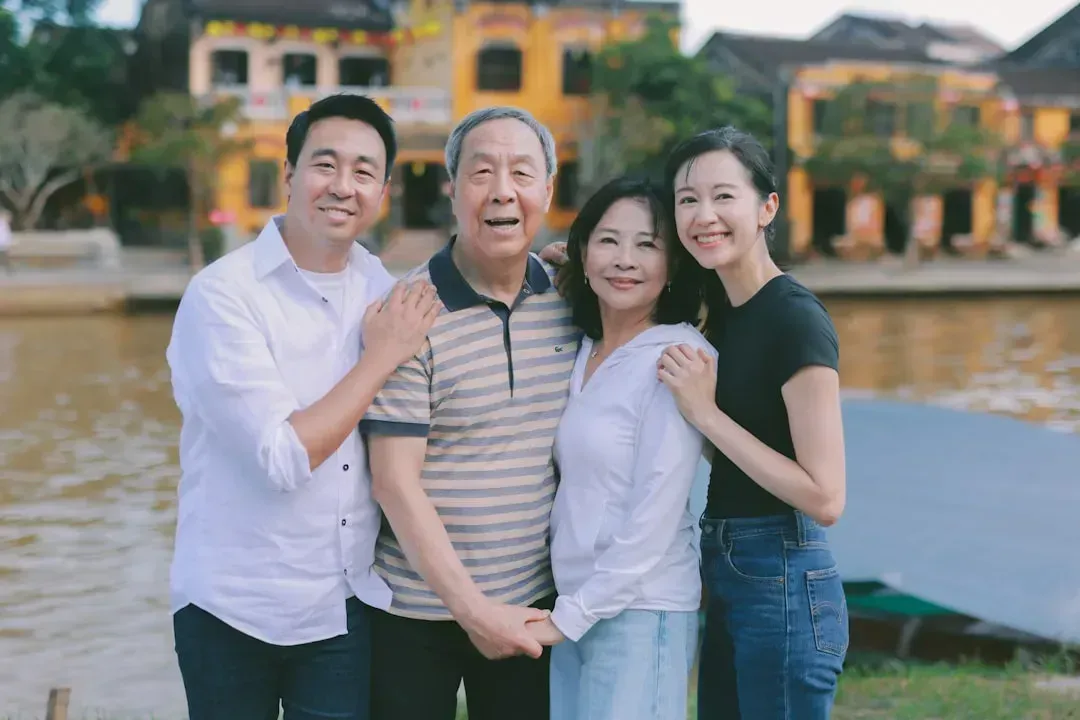 4. Financially Supporting Adult Children: The Silent Savings Drain (Image Credits: Unsplash)