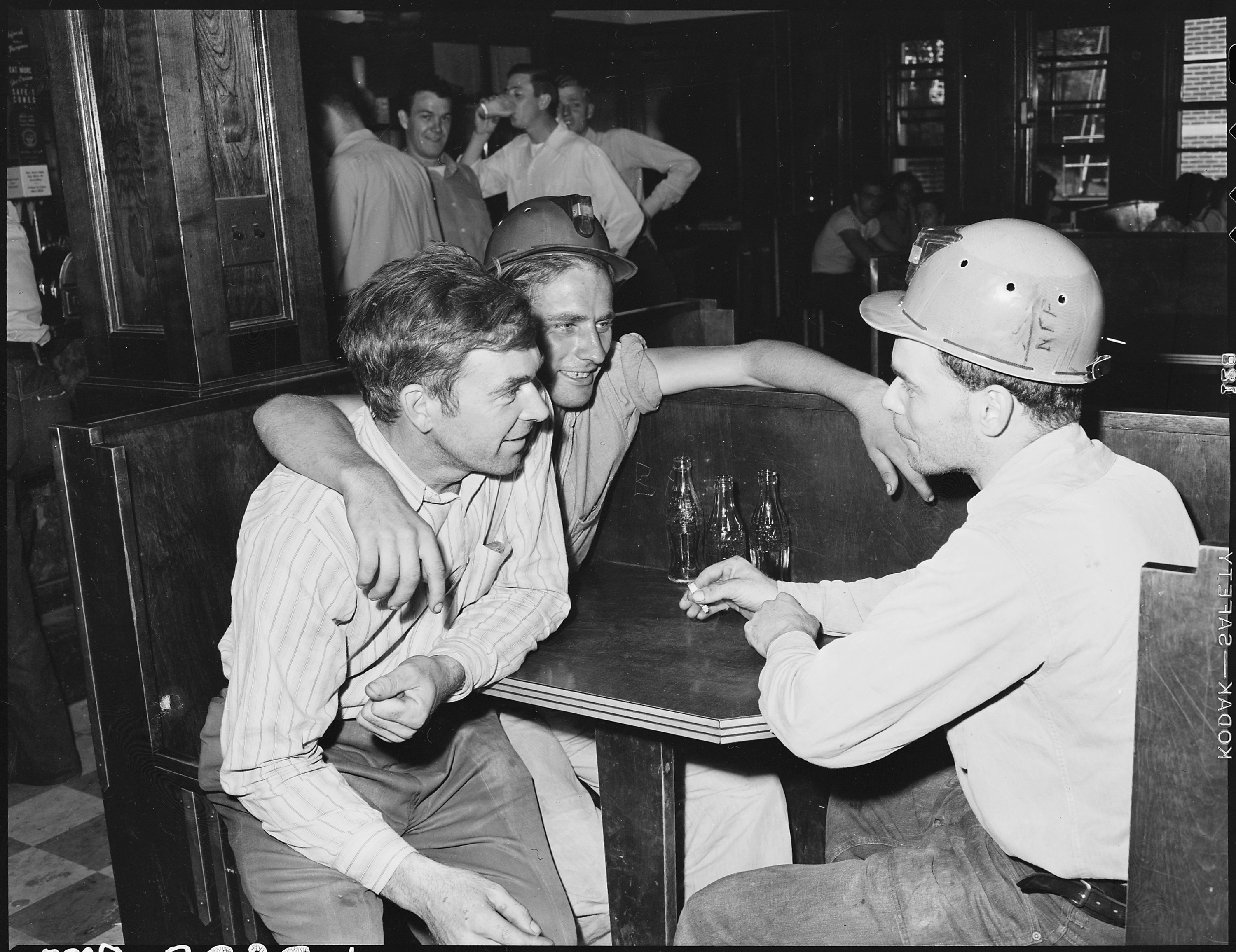 Soda Fountains and Drugstore Dining (Image Credits: Wikimedia)