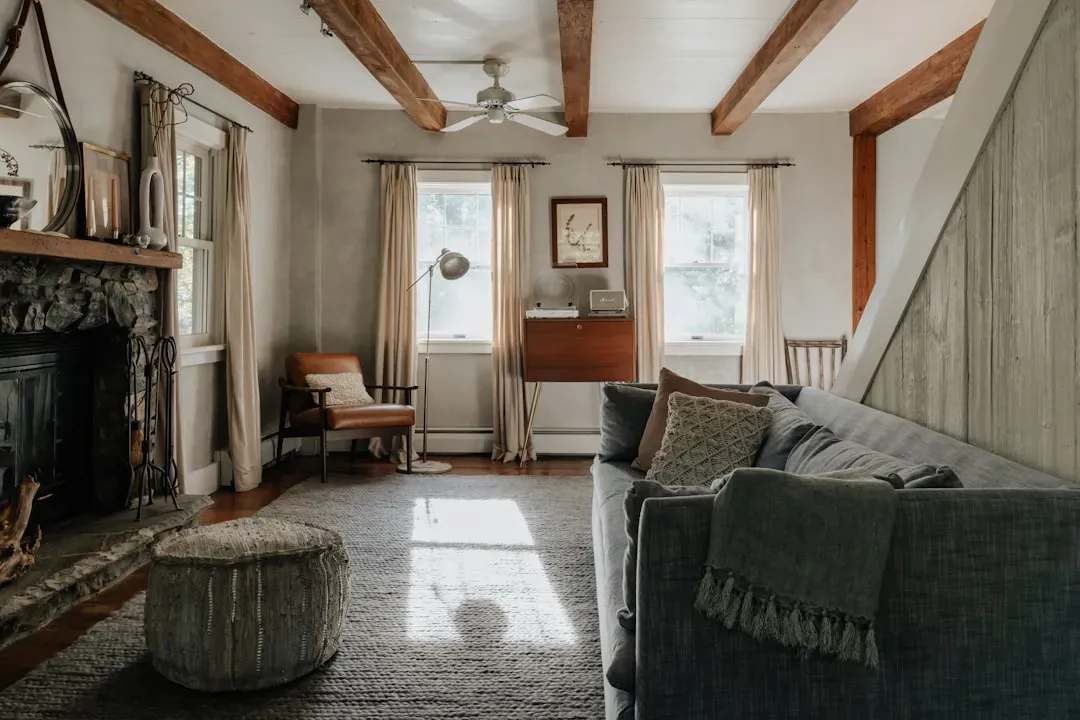 5. The Farmhouse Aesthetic: Shiplap, Barn Doors, and the Style That Overstayed Its Welcome (Image Credits: Unsplash)