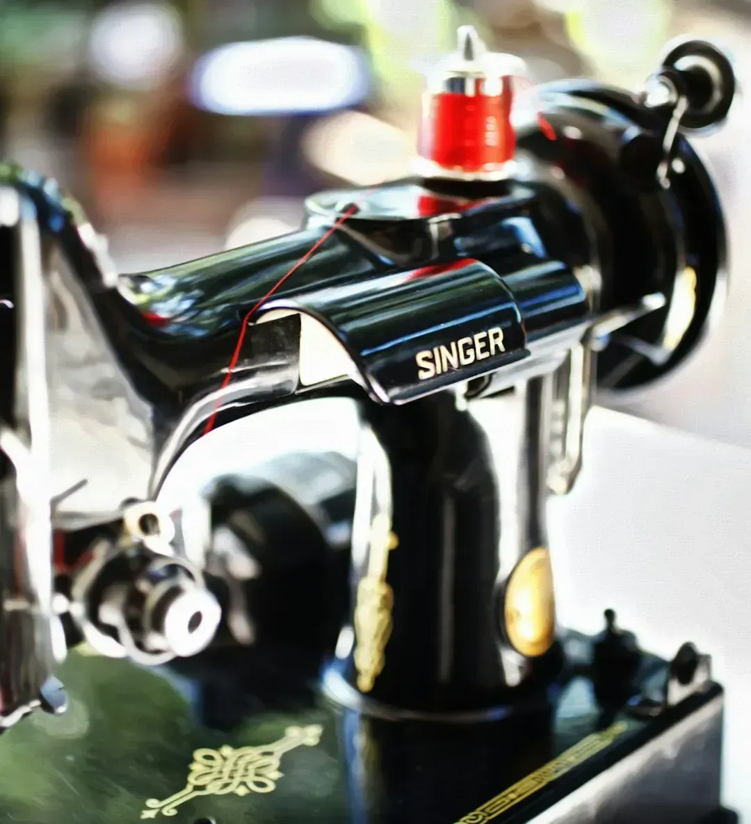 Singer Featherweight Sewing Machines (Image Credits: Unsplash)