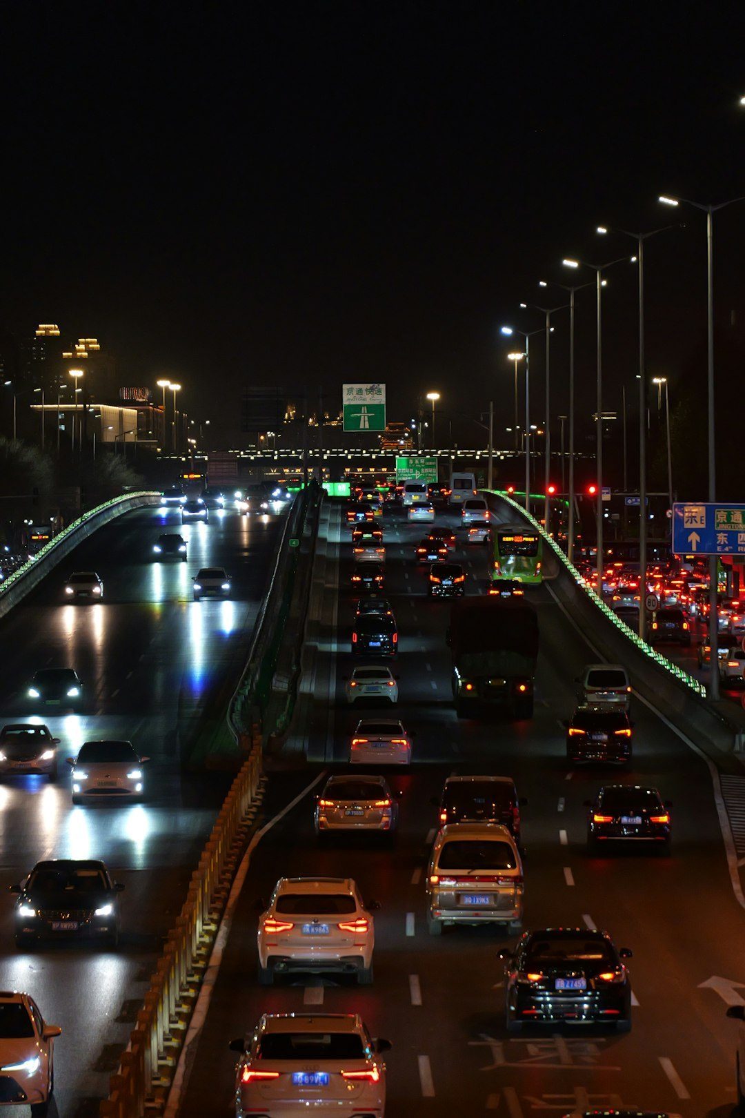 China's Traffic Chaos Creates Third Most Difficult Driving Environment (Image Credits: Unsplash)
