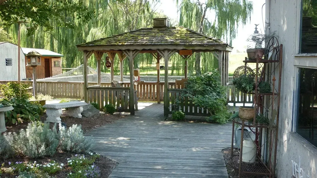 2. Building a Large Pergola Without Checking Permit Rules (Image Credits: Pixabay)