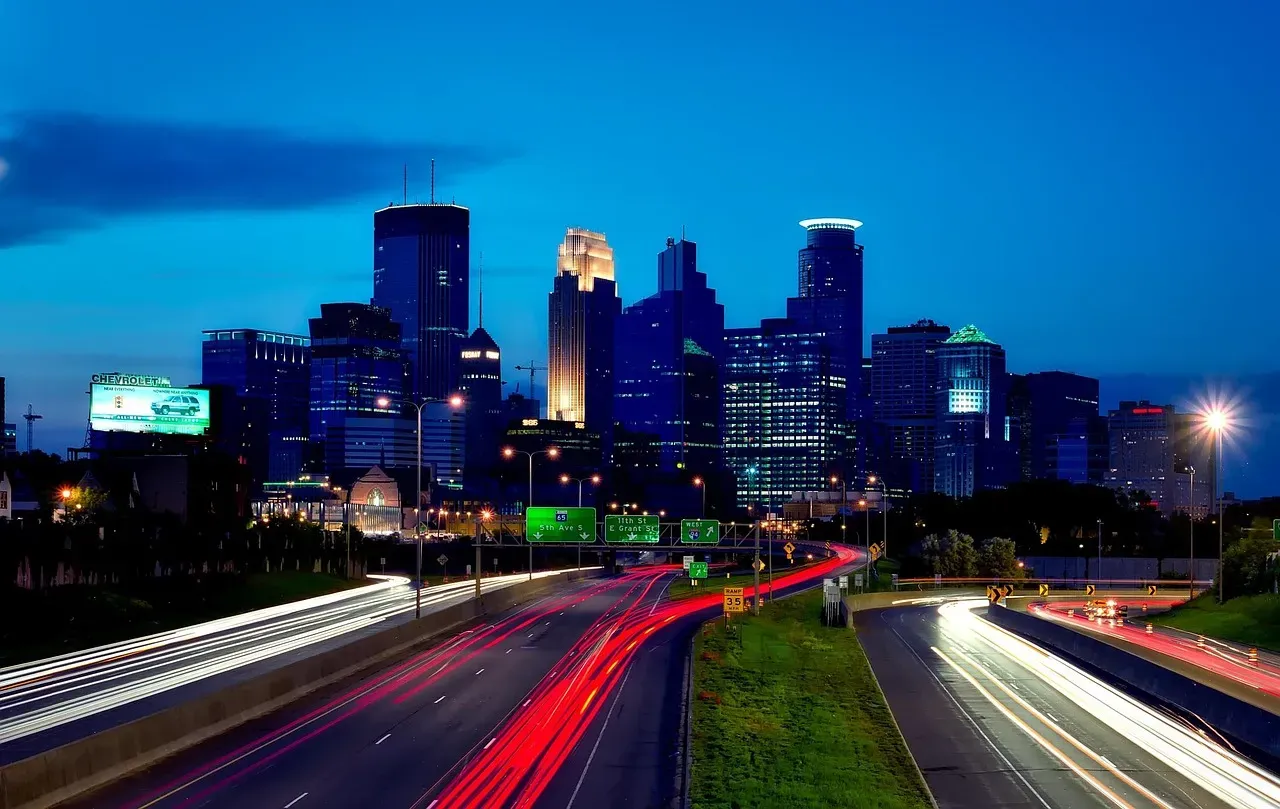 10. Minneapolis, Minnesota - The Cold Surprise That Actually Works (Image Credits: Pixabay)