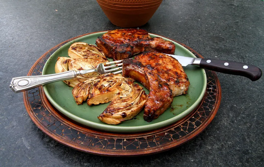 Honey mustard pork chops with brussels sprouts (anoldent, Flickr, CC BY-SA 2.0)
