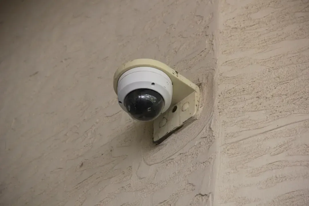 3. Scan the Room for Hidden Cameras (Image Credits: Unsplash)