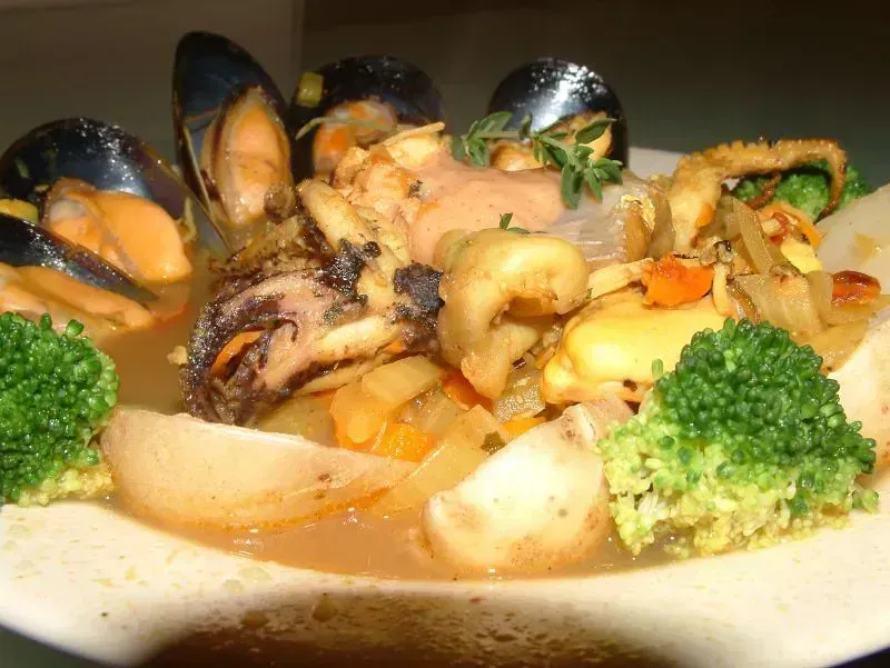 4. Leftover Seafood, Especially Shellfish (Image Credits: Flickr)