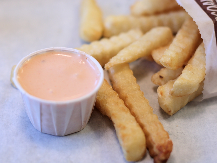 Fry Sauce - Utah and Idaho's Condiment Obsession (Image Credits: Wikimedia)