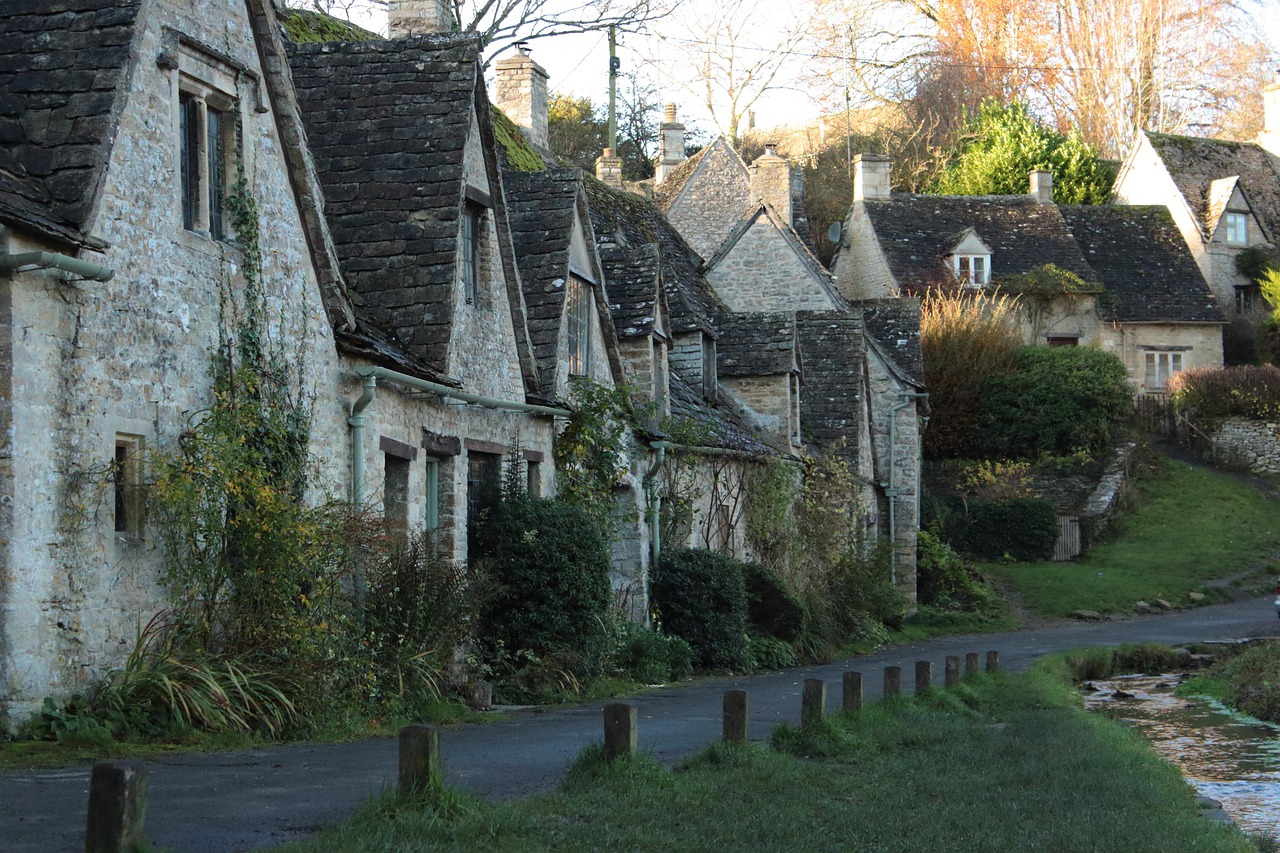 Bibury, England - The Cotswolds Crown Jewel (Image Credits: Pixabay)