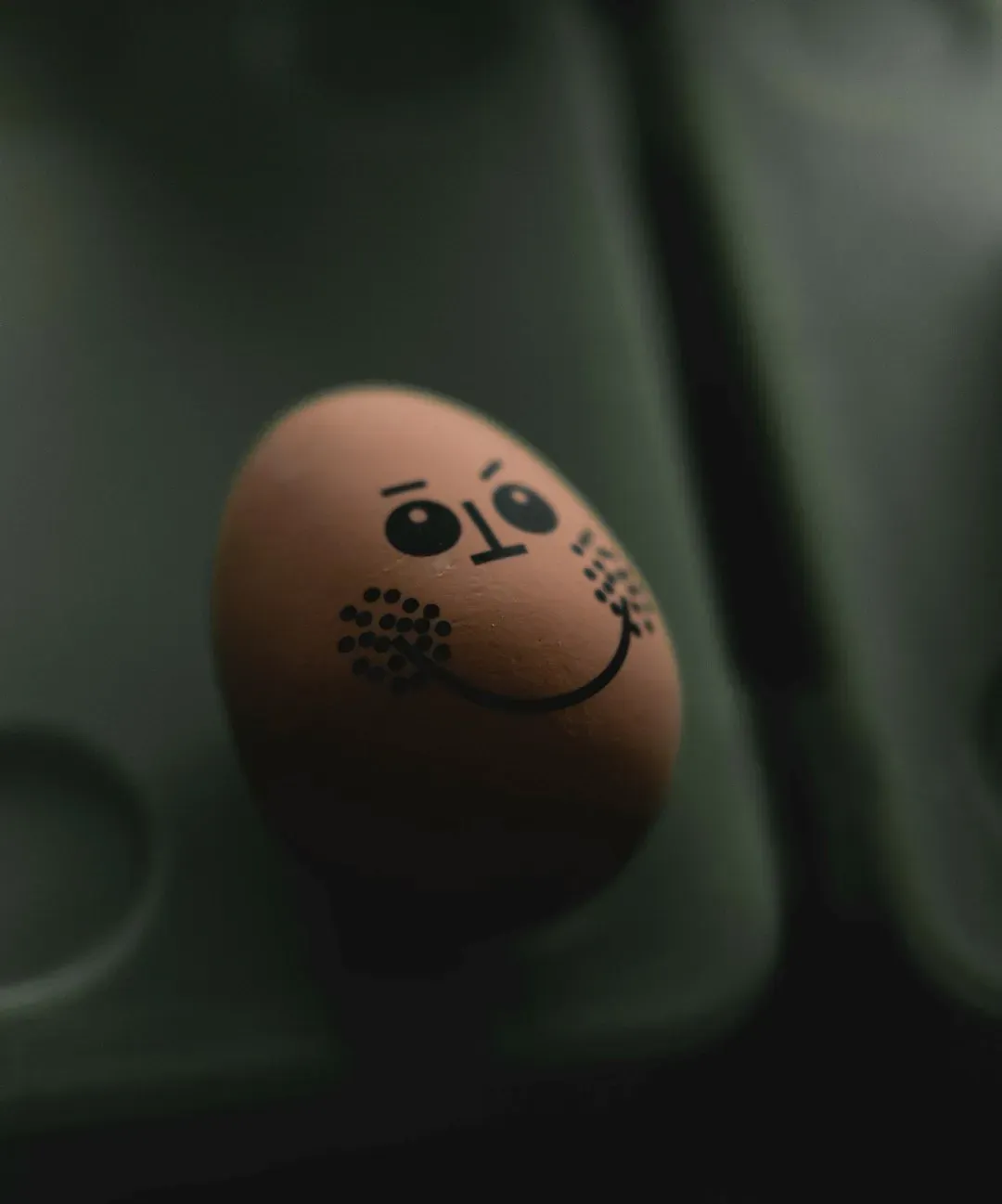 Alfred Hitchcock's Revolting Dread of Eggs (Image Credits: Unsplash)
