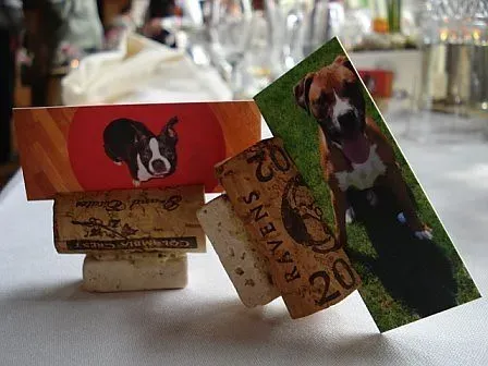 Wine Corks and Bottle Caps as Small Décor (jenbrown77, Flickr, CC BY 2.0)