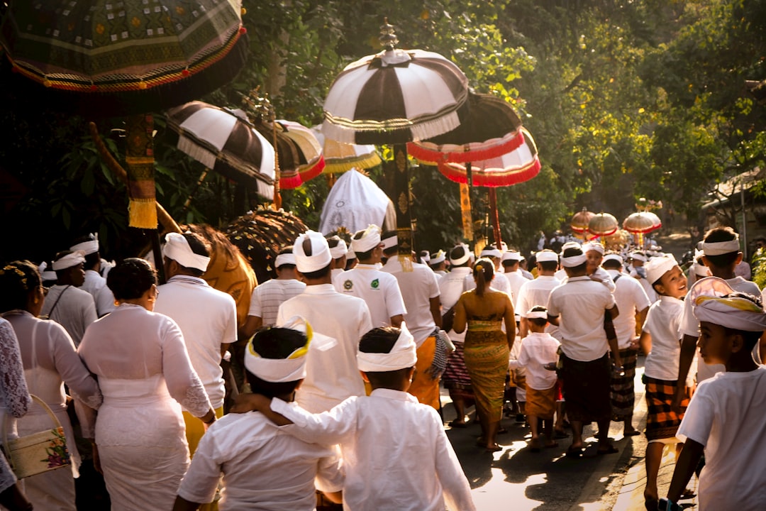 Indonesia's Community Spirit Creates Instant Connections (image credits: unsplash)