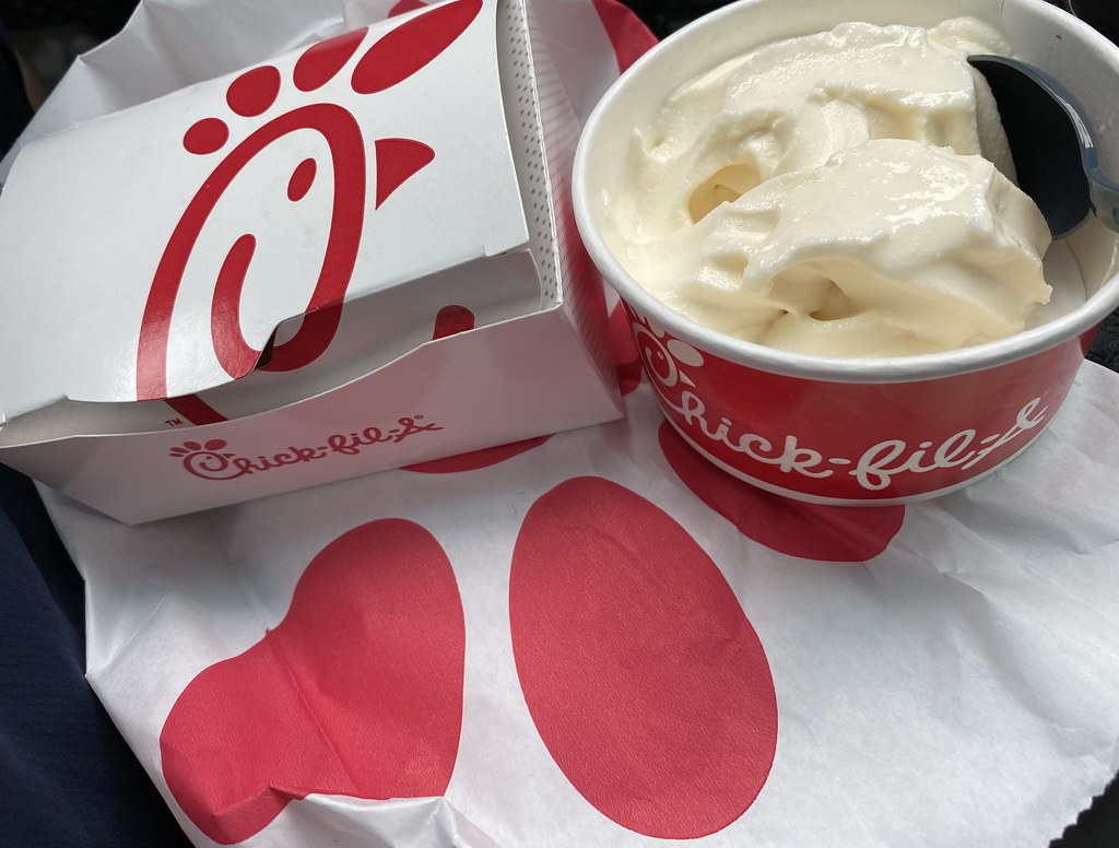 Chick-fil-A: The Quality-Focused Moderator (image credits: flickr)