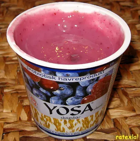 6. Flavored and Sweetened Yogurts (20061109 Berry-flavored vegan oat yoghurt, CC BY 2.0)