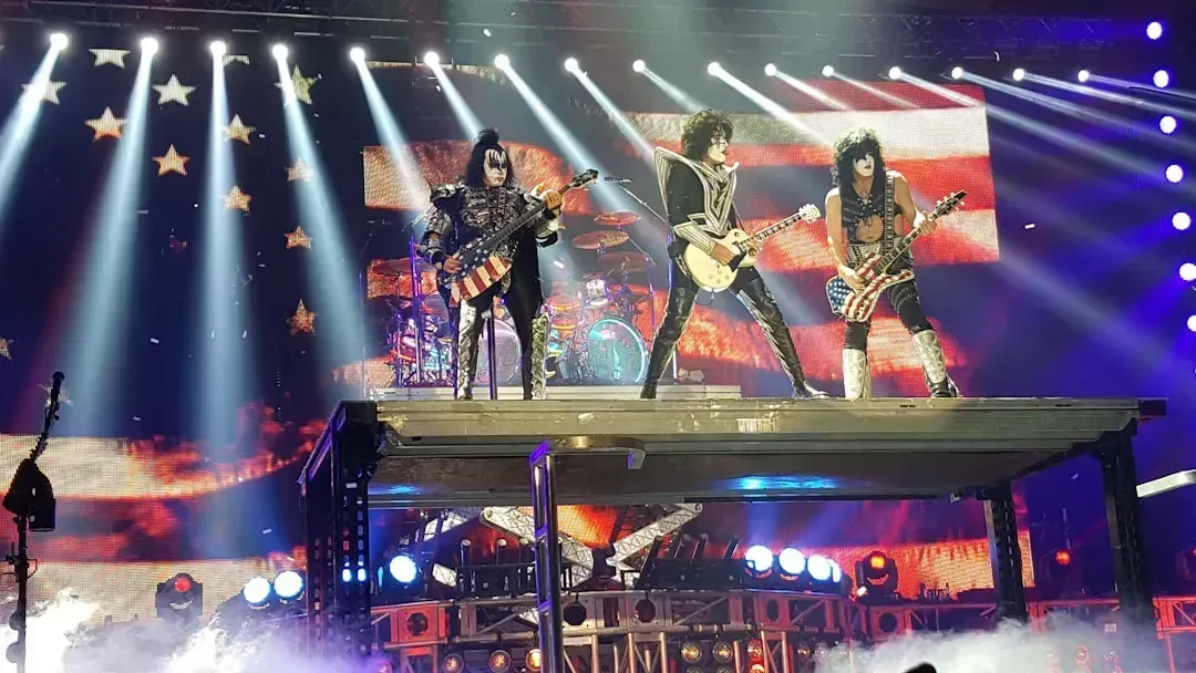 6. KISS - A Gimmick in Makeup (Image Credits: Unsplash)