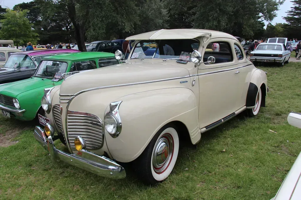 They Drive Surprisingly Ordinary Cars (Cars Down Under, Flickr, CC BY 2.0)