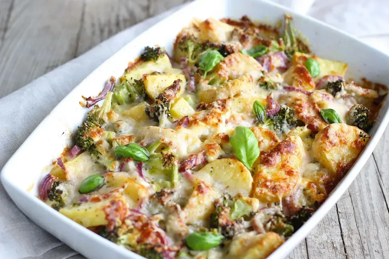 7. Broccoli, Rice and Cheese Casserole: The Vegetable Smuggler (Image Credits: Pixabay)