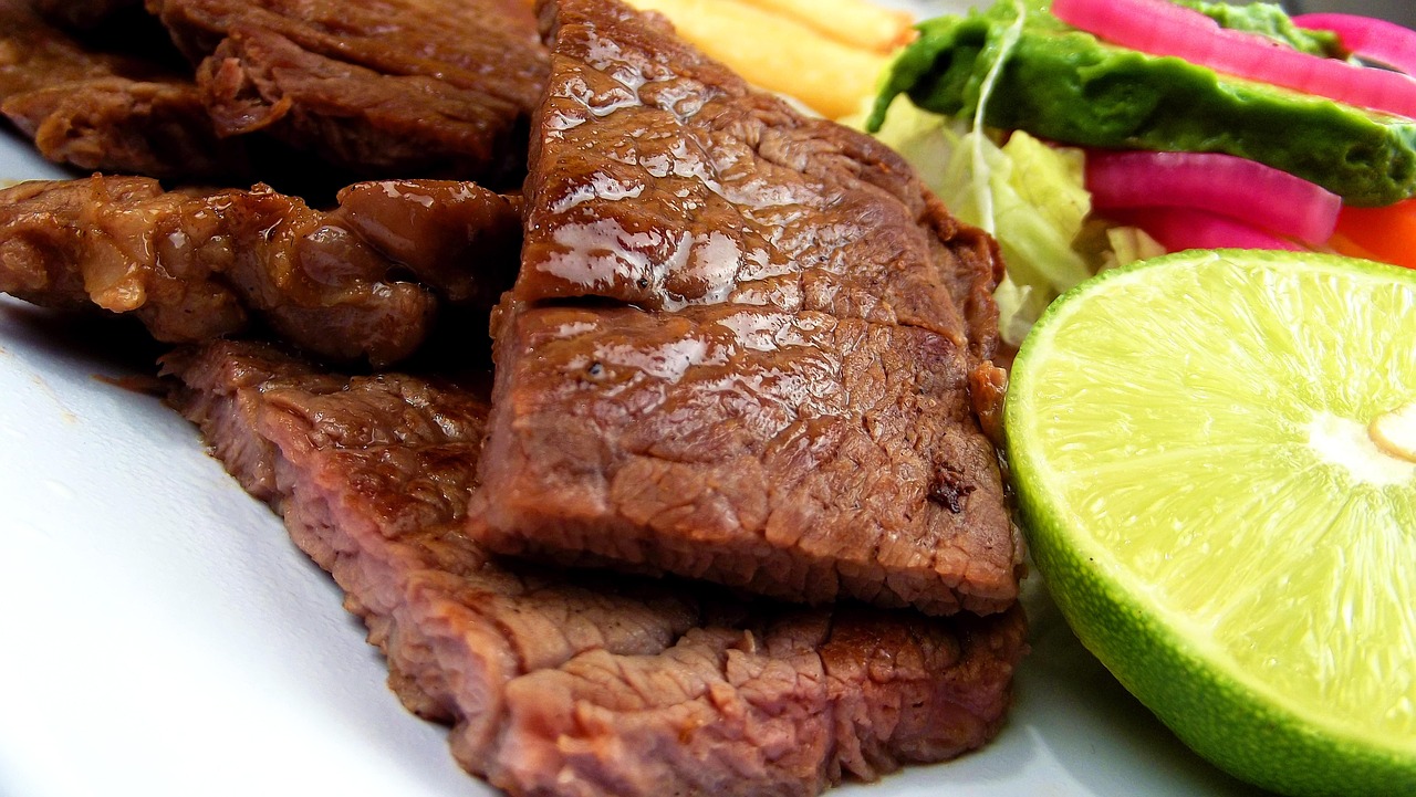 5. Chipotle's Carne Asada - The Brief Beef Star (Image Credits: Pixabay)
