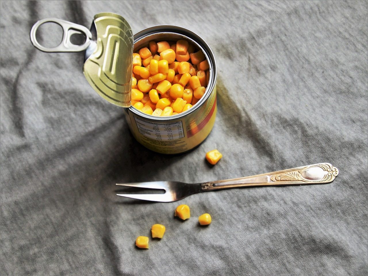 4. Canned Corn: Sunshine in a Can (Image Credits: Pixabay)