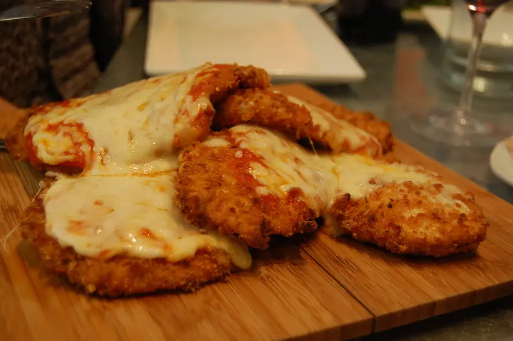 Chicken Parmesan: An Expensive Protein Celebration (Image Credits: Flickr)
