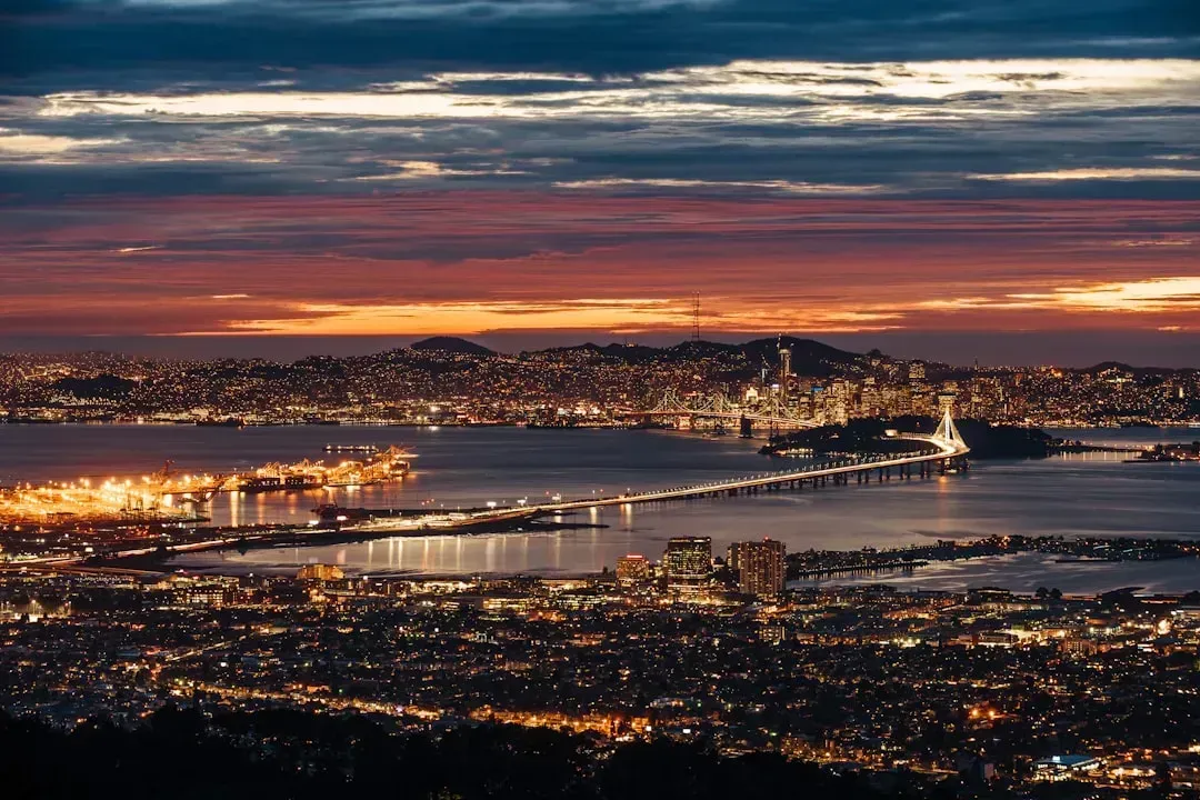 Oakland, California: Reputation Versus Reality in the Bay Area (Image Credits: Unsplash)