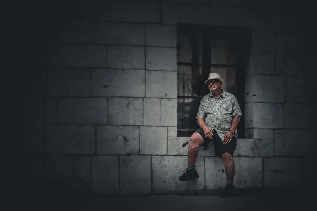 Sequence of Returns Risk Threatens Early Retirees Most (Image Credits: Unsplash)