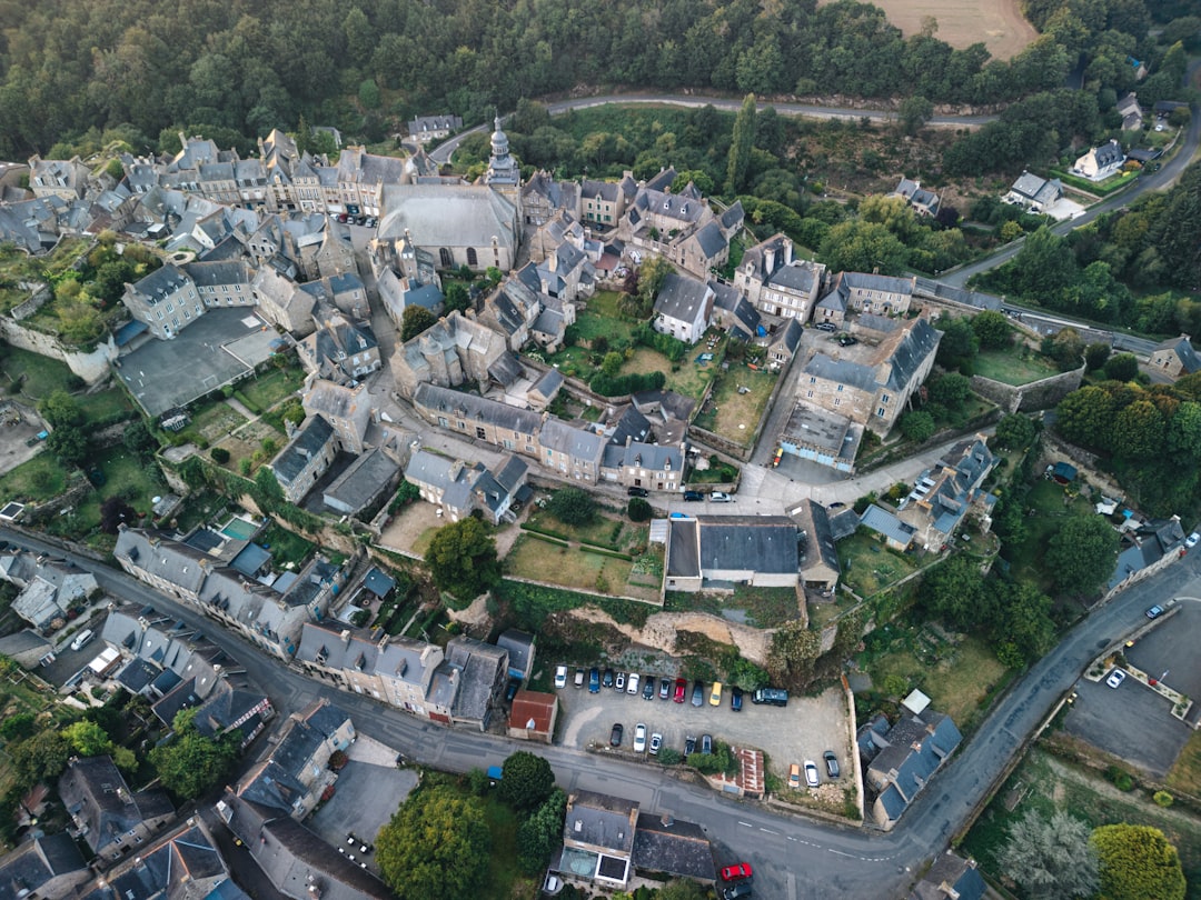 Luxembourg: Europe's Financial Hub Demands Premium Prices (image credits: unsplash)