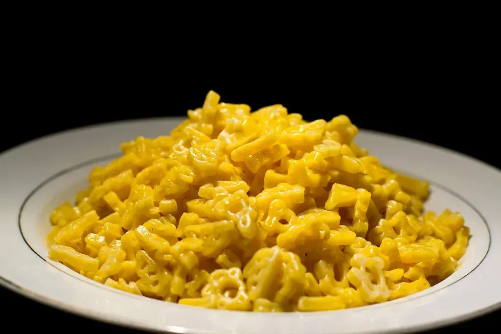 4. Mac and Cheese: Leave It to Your Grandmother (ruocaled, Flickr, CC BY 2.0)
