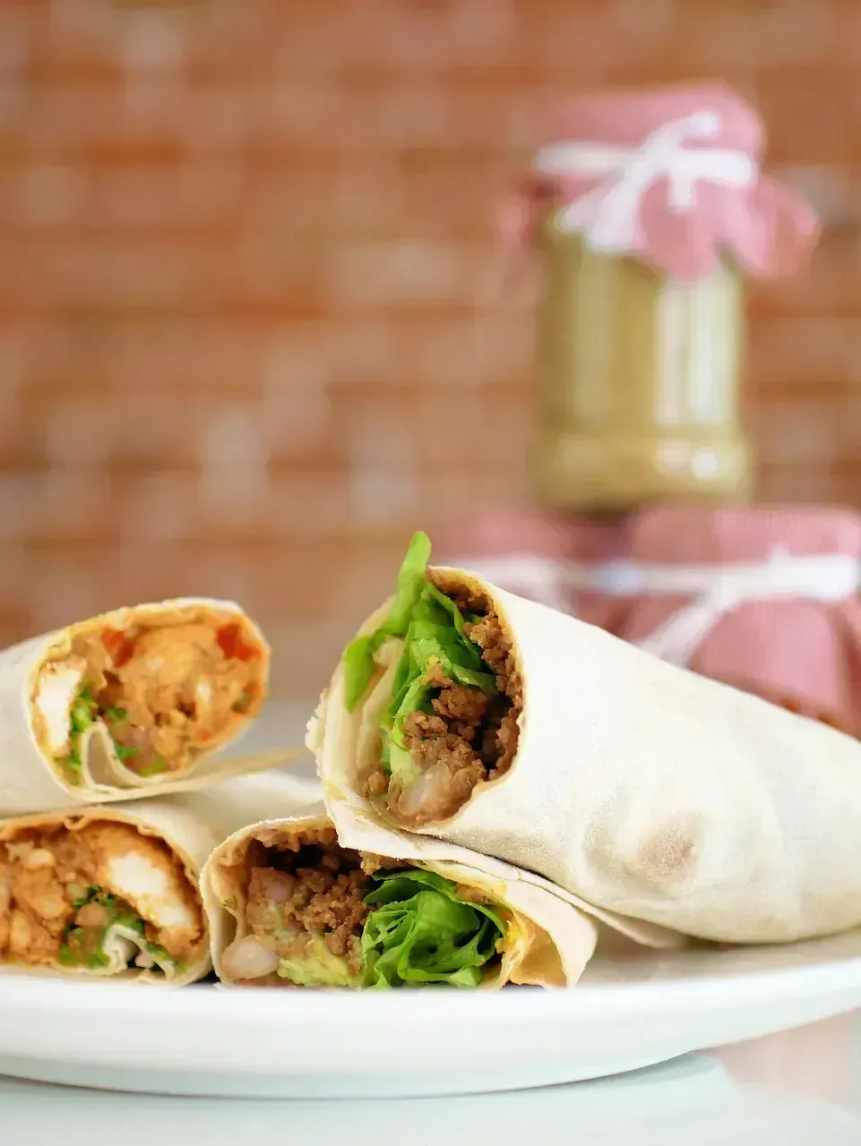 Custom Orders Are Fine, But Extra Sauce on Burritos Is a Nightmare (Image Credits: Pixabay)