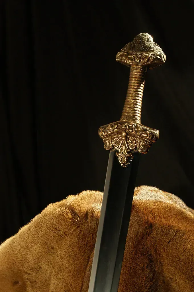 The Viking Ulfberht Sword That Shouldn't Exist (Image Credits: Flickr)
