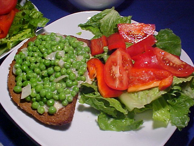 Creamed Peas with Pearl Onions (Image Credits: Flickr)