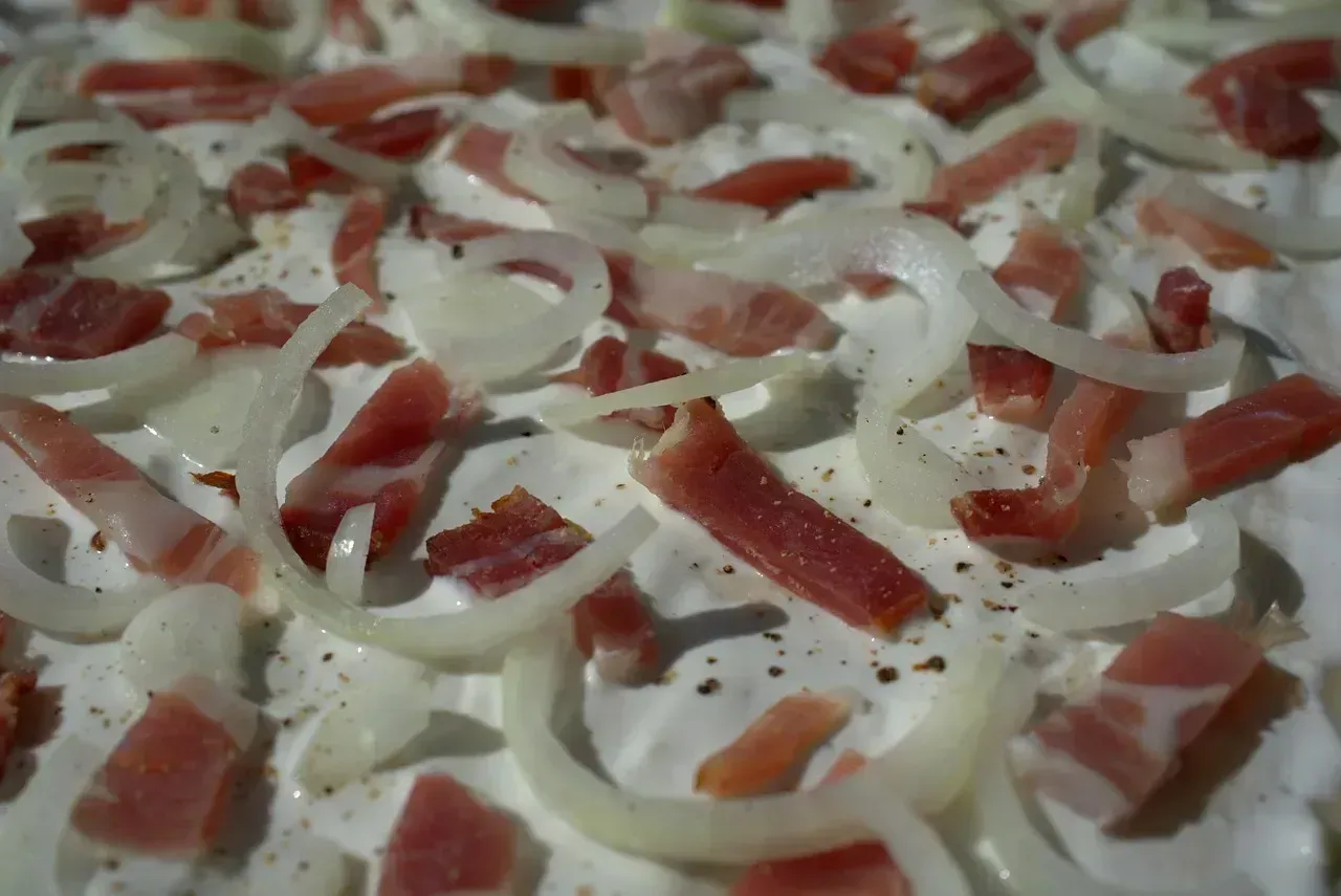 Creamed Onions (Image Credits: Pixabay)