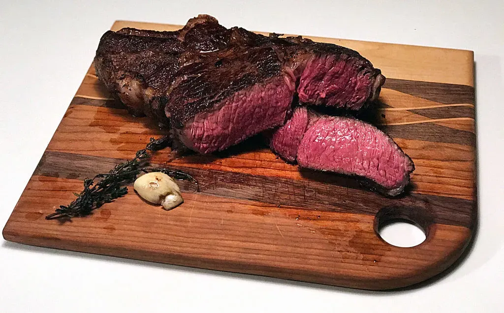 2. Let the Maillard Reaction Do Its Job (sousvideguy, Flickr, CC BY 2.0)