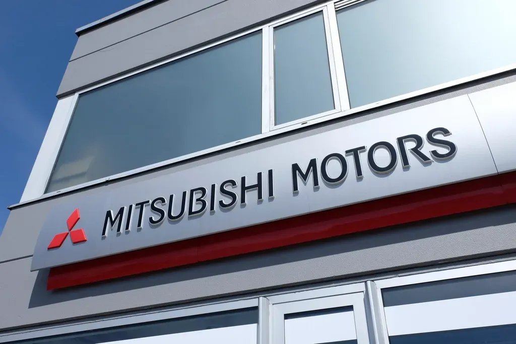 Mitsubishi: So Irrelevant Consumer Reports Didn't Bother (Image Credits: Rawpixel)