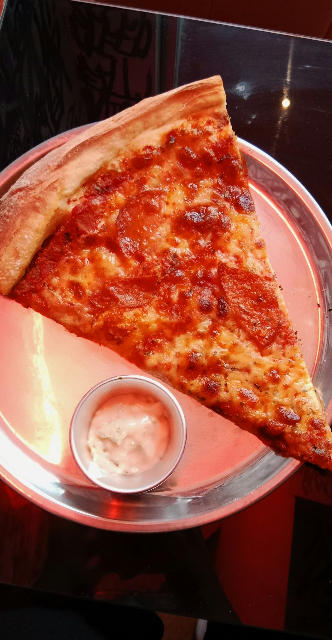 6. Domino's Brooklyn Style Pizza - The Thin Crust Champion (Image Credits: Unsplash)