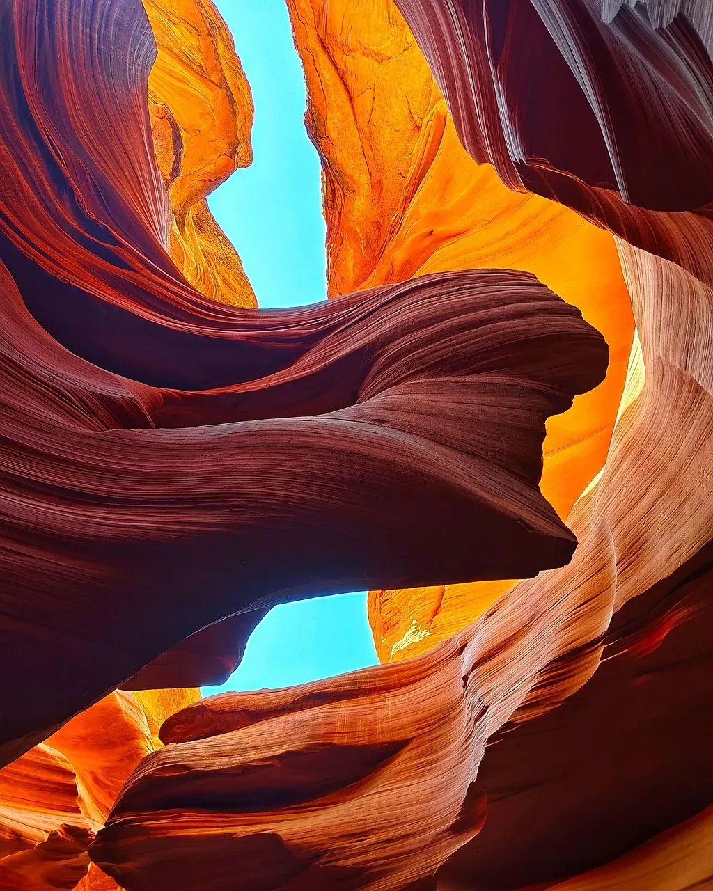 11. Arizona Has No Daylight Saving Time - and It Messes With More Than You Think (Image Credits: Pixabay)