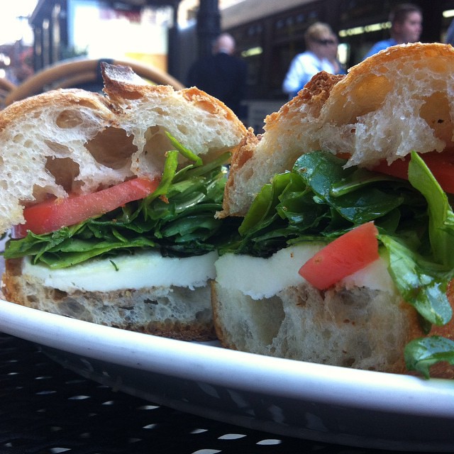 Caprese Grilled Cheese Sandwiches (image credits: flickr)
