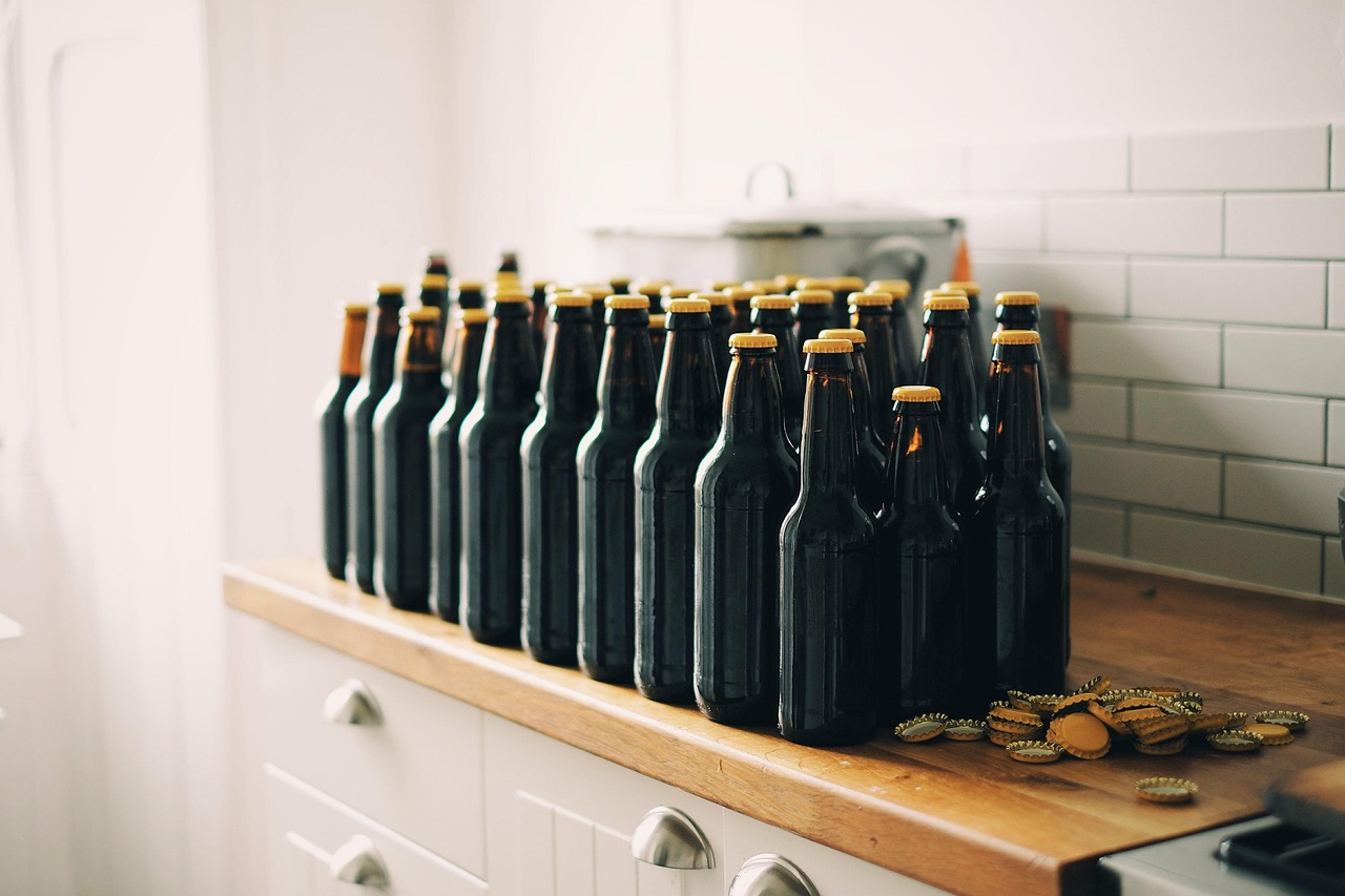 Old Tankard Ale and Premium Collectibles (Image Credits: Pixabay)