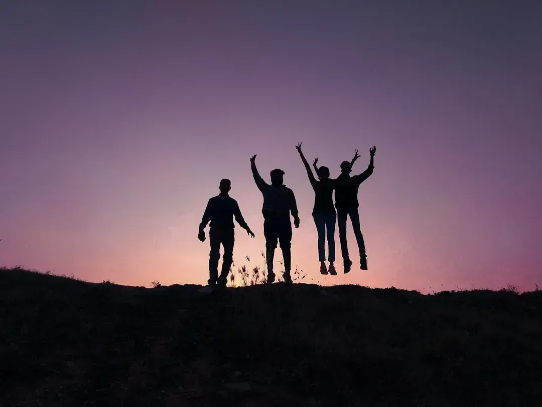 Practical Strategies to Stop the Friendship Decline (Image Credits: Unsplash)