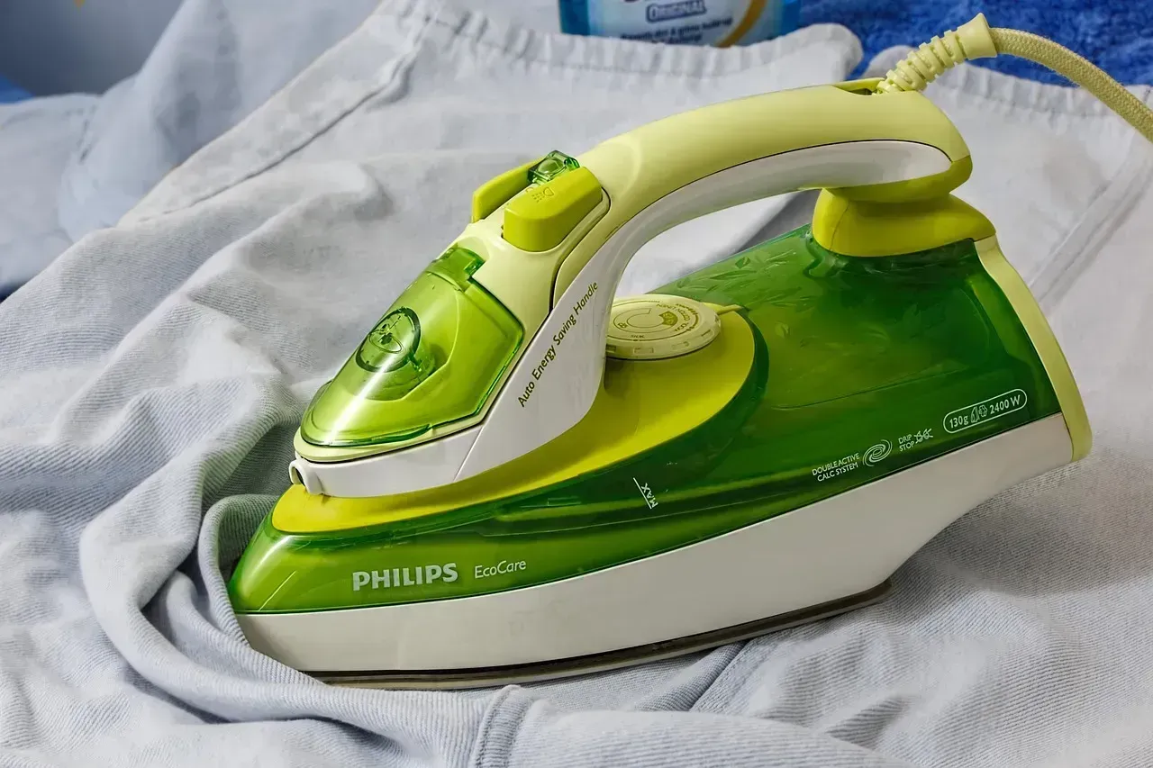 9. Irons (Clothes Irons) Left Plugged In (Image Credits: Pixabay)