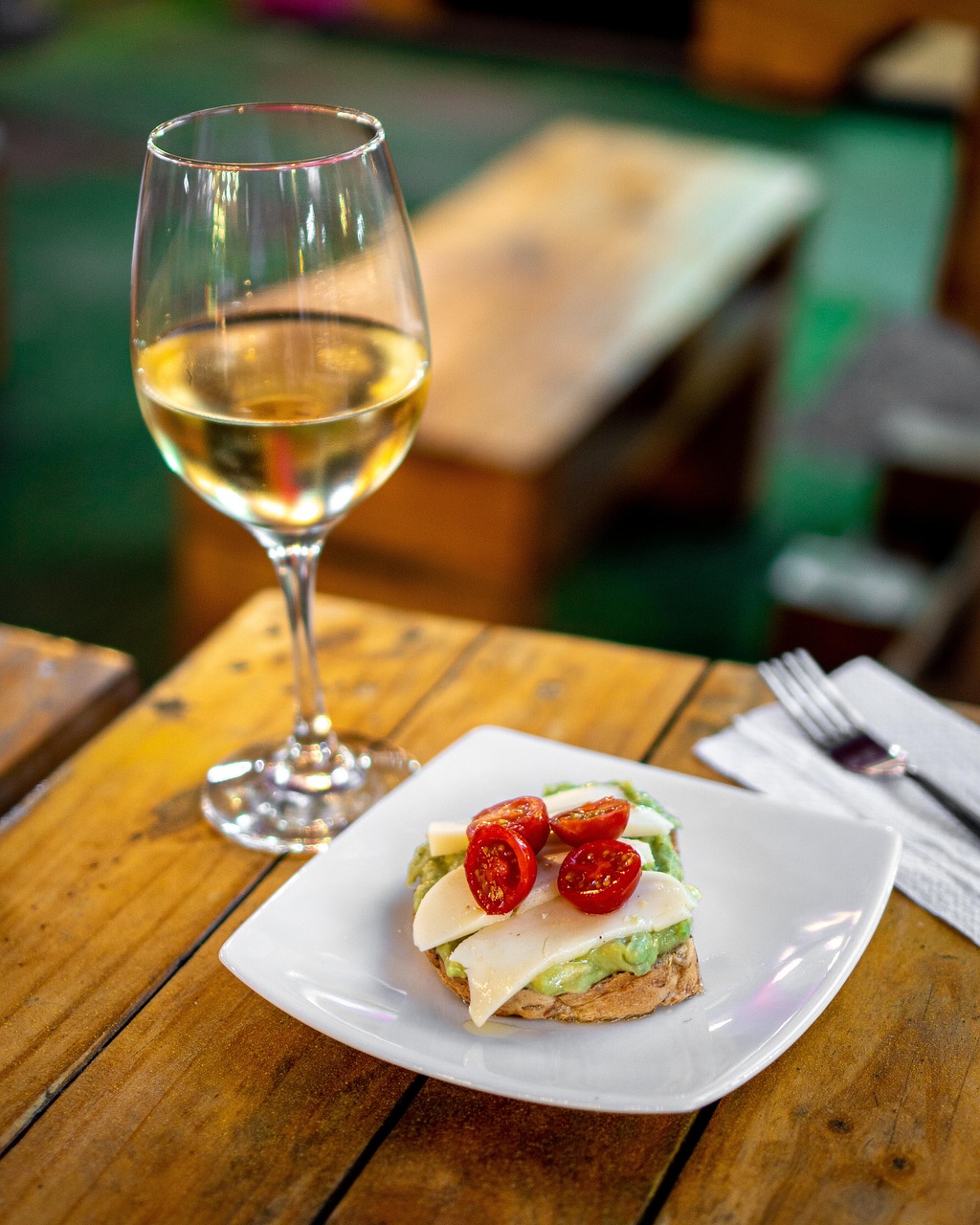 The Science Behind Perfect Pairings (image credits: pixabay)