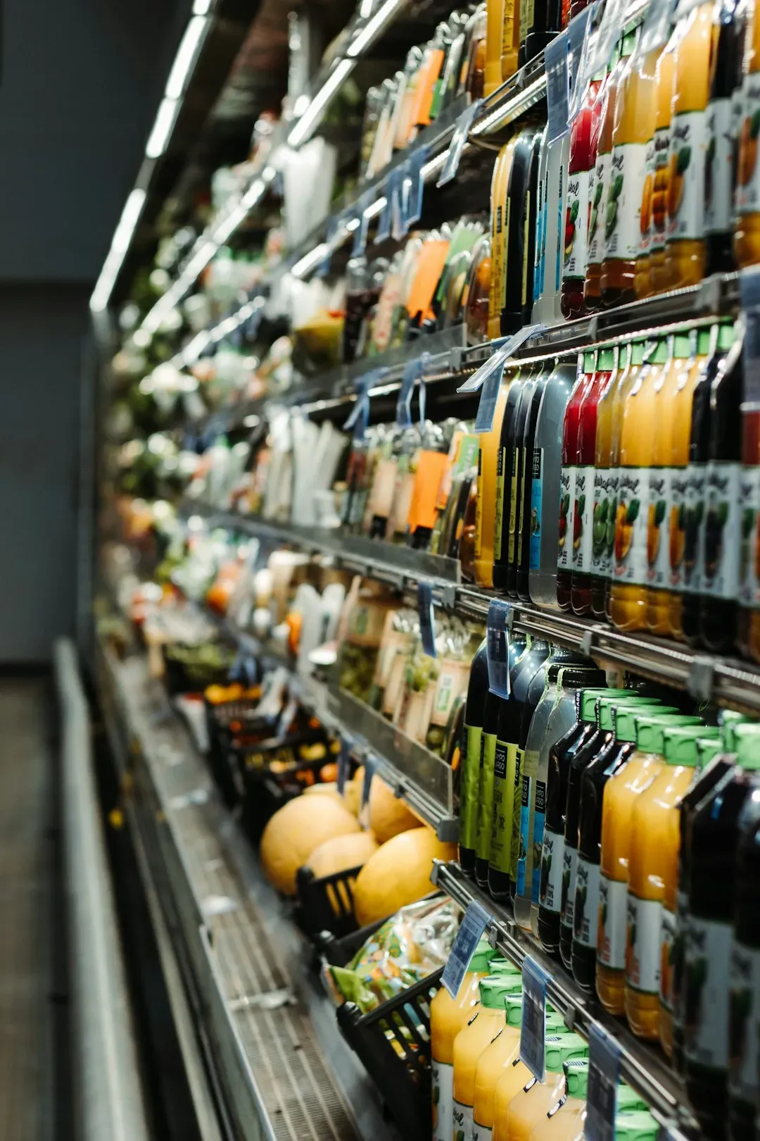 The Center Store Aisles: The Interior Maze of Overspending (Image Credits: Unsplash)