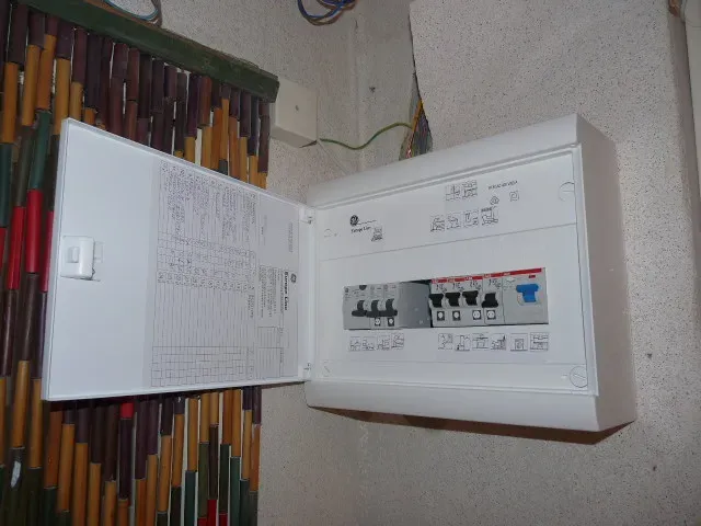 Adding New Circuits to Your Breaker Box (Image Credits: Wikimedia)