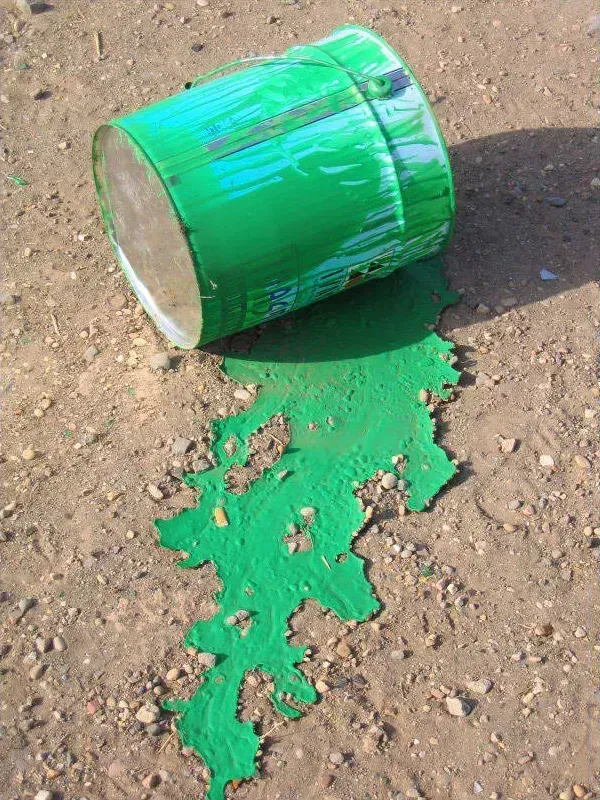 13. Pouring Paint or Harsh Chemicals Down Drains (Image Credits: Wikimedia)
