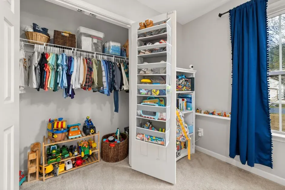 Door Mounted Organizers Use Overlooked Space (Image Credits: Pexels)